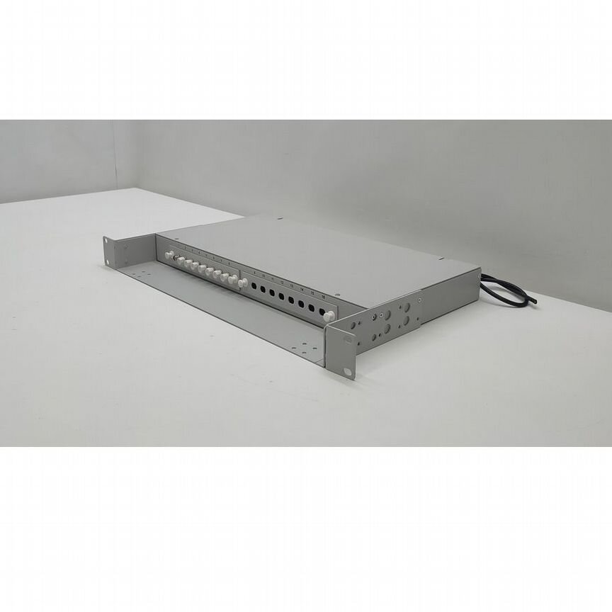 [16-FC] Оптическая Панель 16-Fc, 1u