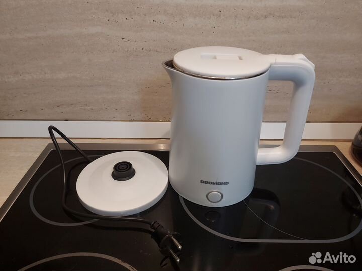 Чайник электрический redmond