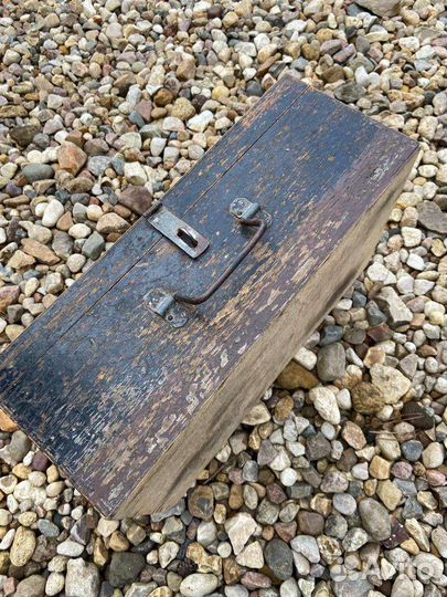 Деревянный чемодан 19 века