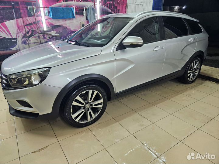 LADA Vesta Cross 1.8 AMT, 2018, 111 000 км