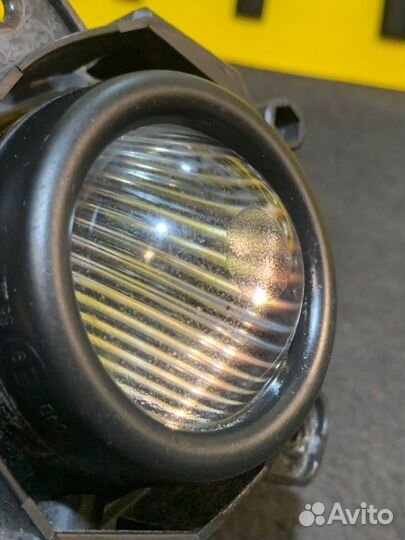 Фара противотуманная передняя правая Opel Astra J