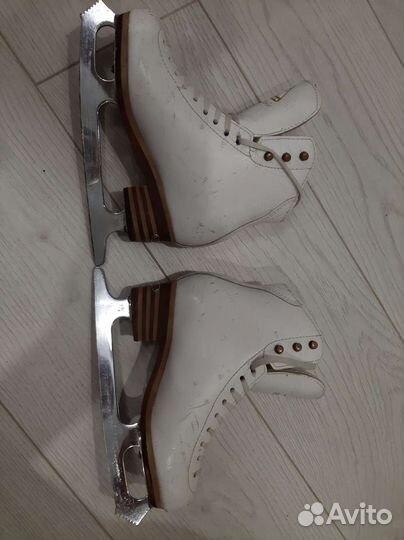 Фигурные коньки jackson freestyle 205