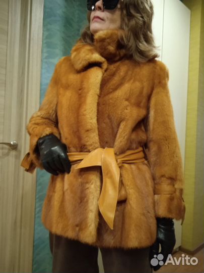 Короткая норковая шуба