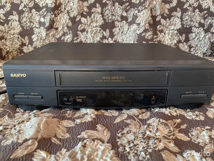Видеомагнитофон