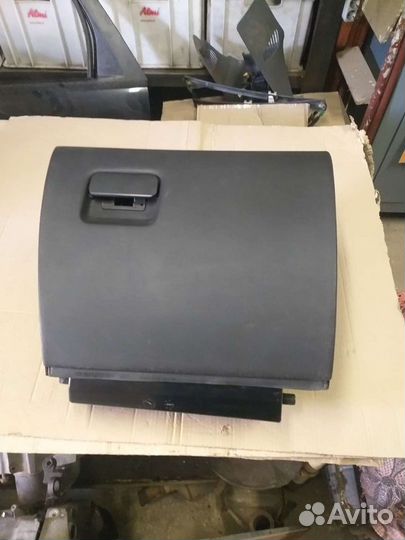 Бардачок форд скорпио 2