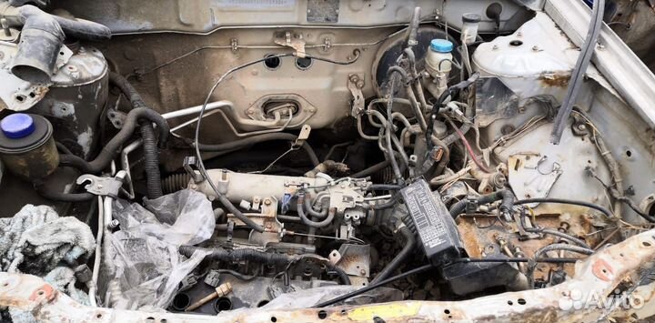 Двигатель по запчастям Vortex Estina Chery разбор