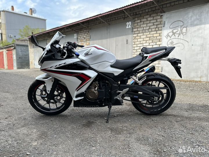 Honda CBR400R