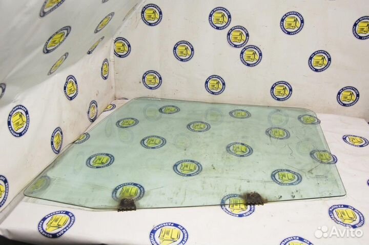 Стекло двери правое 81626450038 MAN, TGA