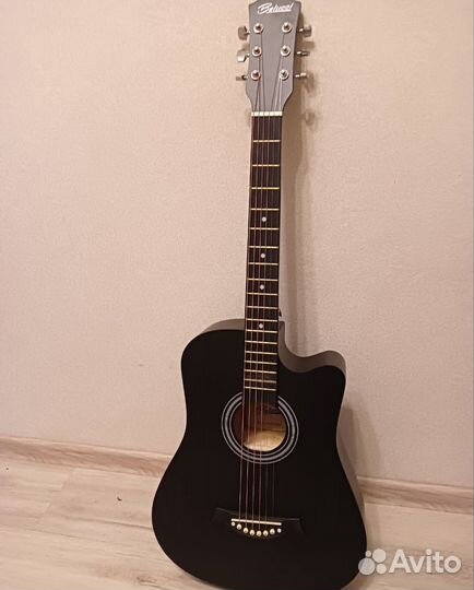 Акустическая гитара новая