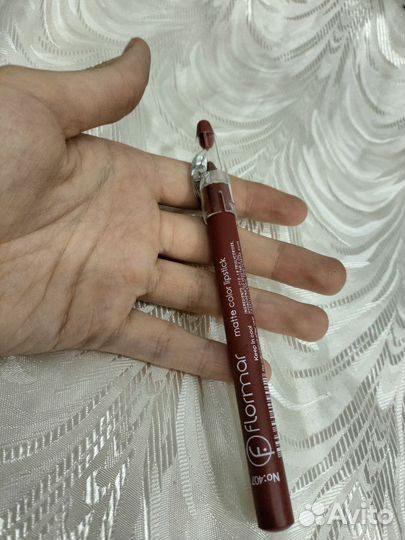 Карандаш для губ