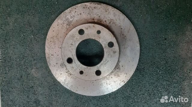 Передний тормозной диск Fiat Uno