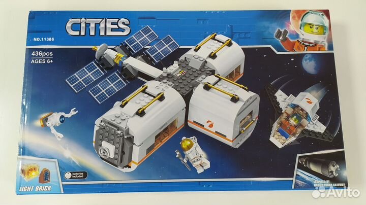 Конструктор City лунная база