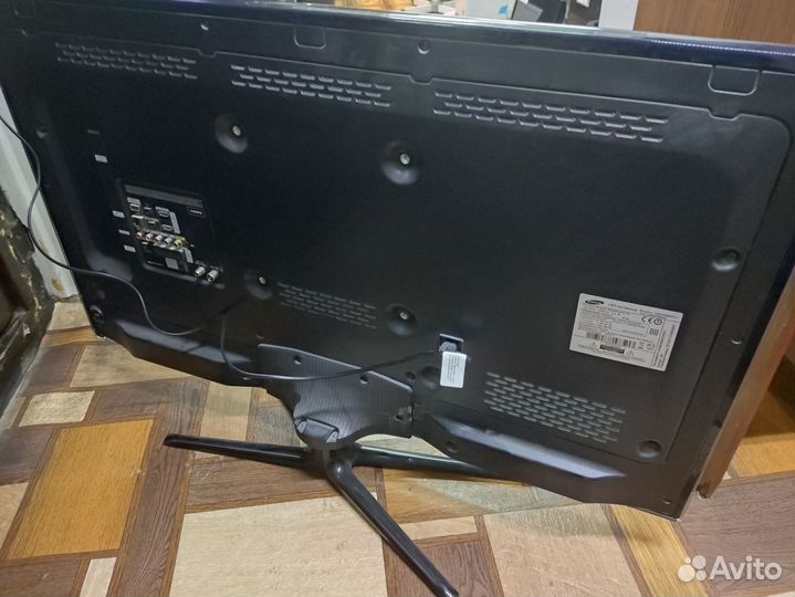 Телевизор Samsung UE40ES6307U