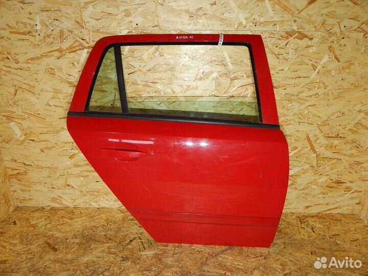 Дверь задняя правая Opel Astra H универсал