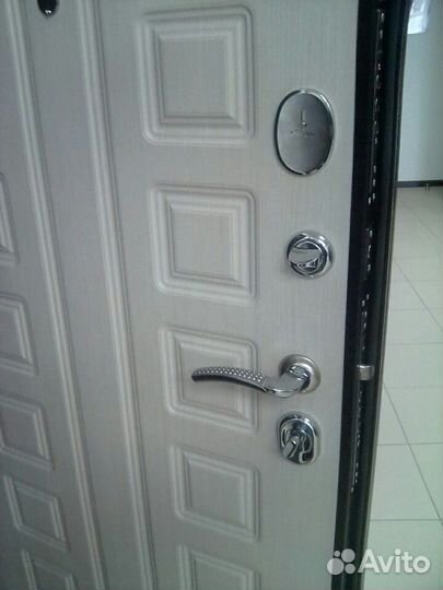 Установка стальных дверей