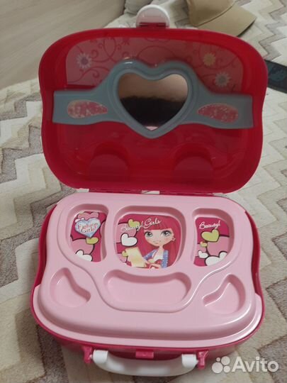 Чемоданчик для модницы