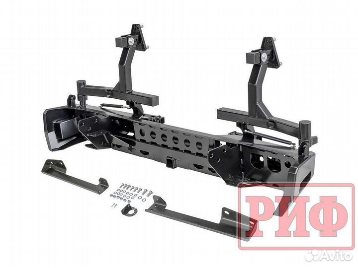 Бампер риф сил задний Toyota Tundra 2007+ с квад