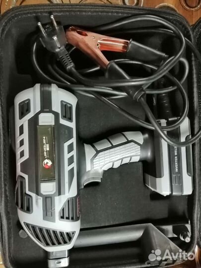 Инверторный сварочный аппарат