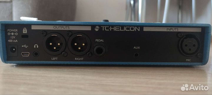 Вокальный процессор tc helicon voicelive play