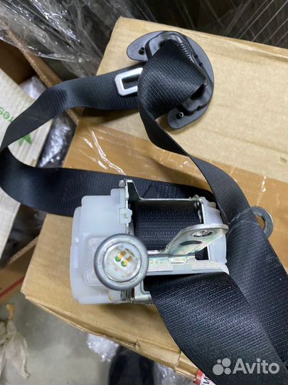 Ремень безопасности правый Toyota Camry 70