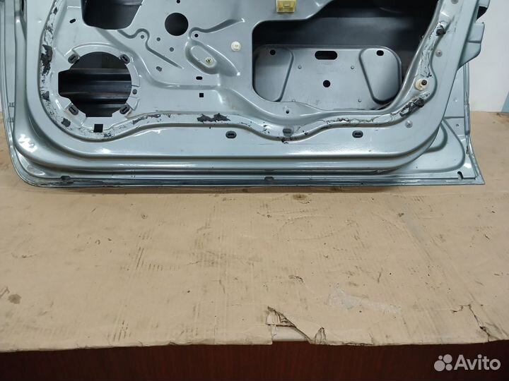 Дверь передняя правая Renault Megane 1