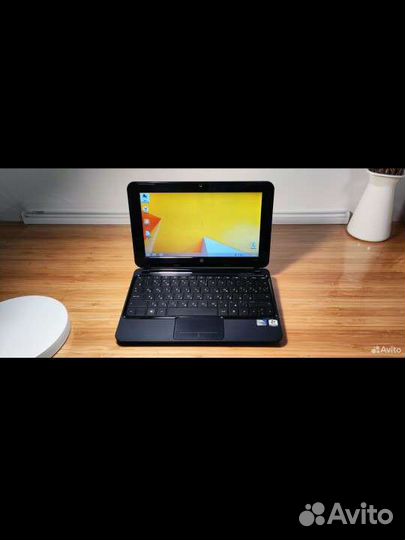 Маленький ноутбук (нетбук) HP 2 ядра 2 гига