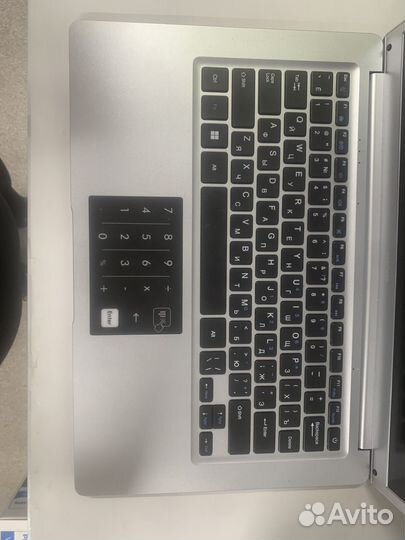 Ноутбук Dexp Aquilon