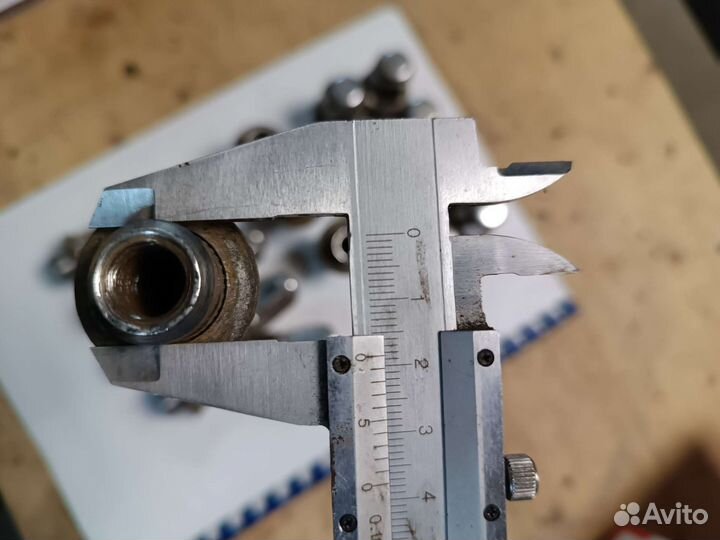 Колесные гайки. Стояли Мицубиси Паджеро ио