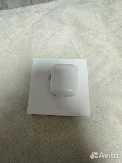 Наушники apple AirPods 2 состояние отличное