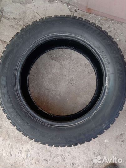 Bridgestone Ice Cruiser 5000 205/60 R16 92T