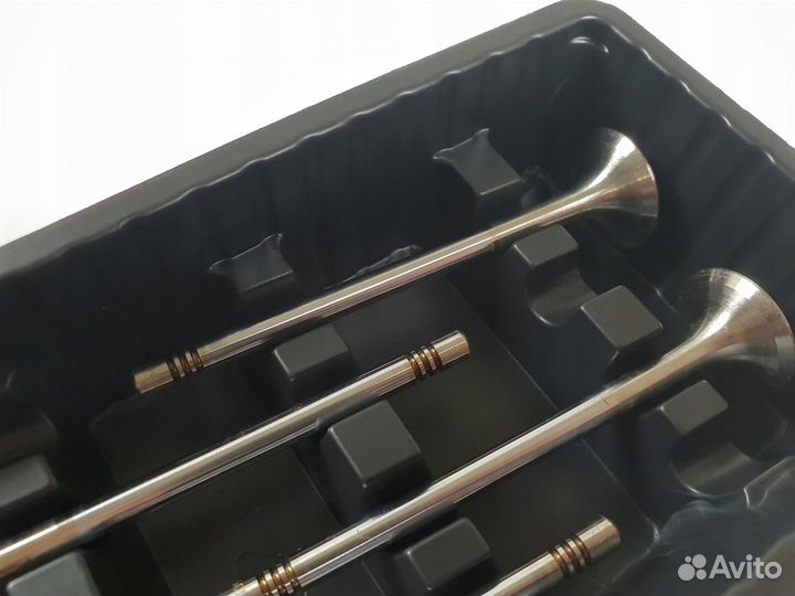 Клапан выпускной на дв. 1.4 Volkswagen 036109611AE