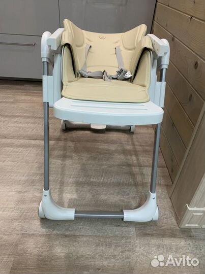 Детское кресло для кормления