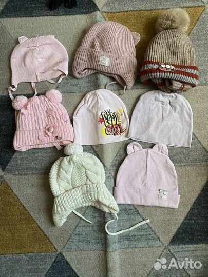 Шапочки зимние весенние на ребенка до 1,5 лет