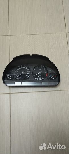 Bmw 5 e39 приборка