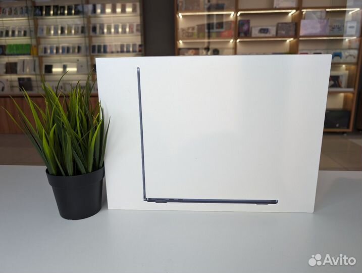 Macbook Air M2 8/256Gb Новый