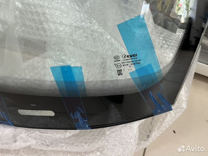 Лобовое стекло skoda yeti