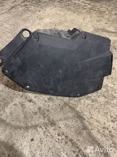 Корпус воздушного фильтраBmw e90