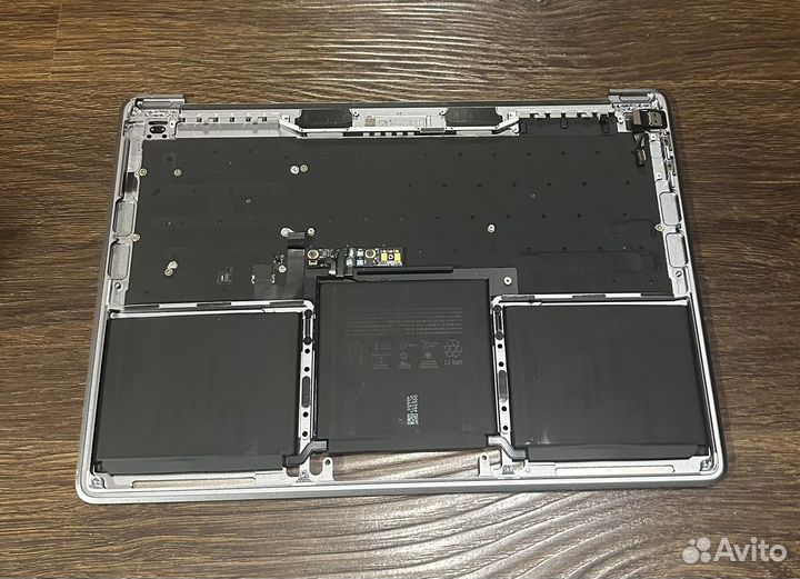Топкейс Apple MacBook Pro 13 модель A2171