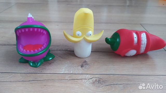 Набор фигурок Зомби против растений