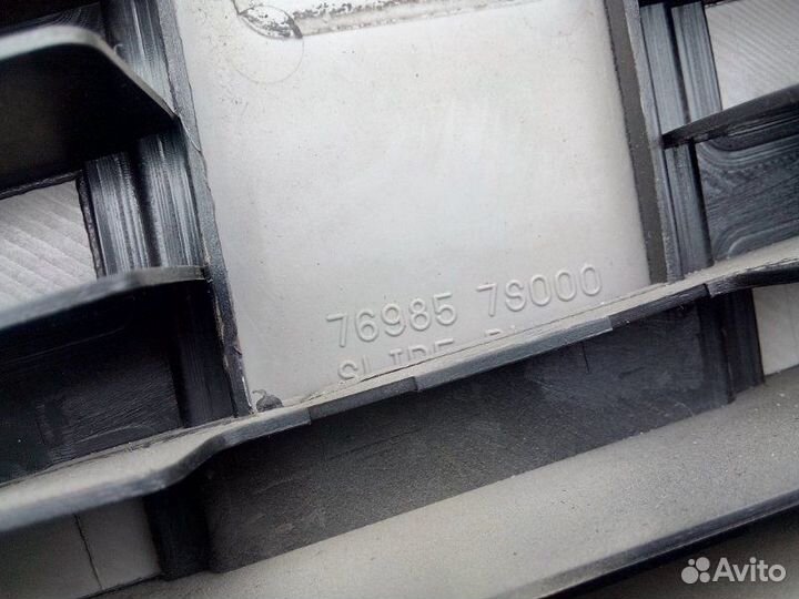 Обшивка стойки левая Nissan Armada VK56DE