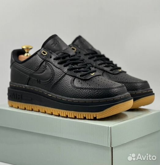 Кроссовки Nike Air Force 1 Lux