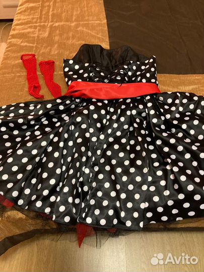 Нарядное платье для девочки 10-11лет