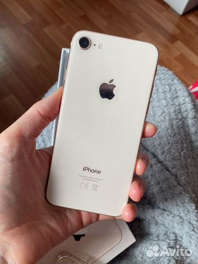 iPhone 8, 64 ГБ