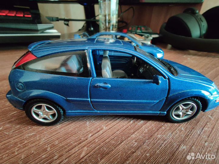 Машинки kinsmart