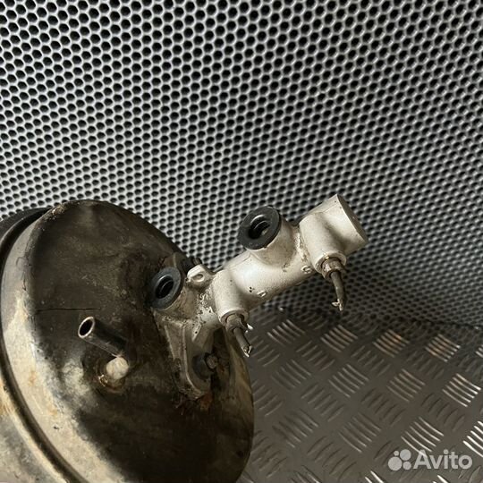 Цилиндр тормозной главный Hyundai Tucson