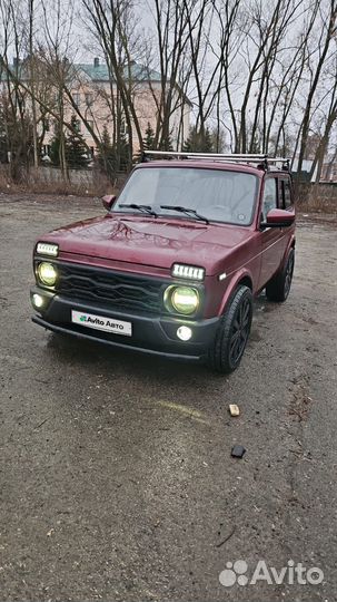 LADA 4x4 (Нива) 1.7 МТ, 2011, 210 000 км