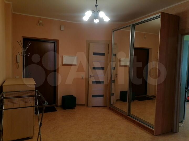 2-к. квартира, 81 м², 10/19 эт.