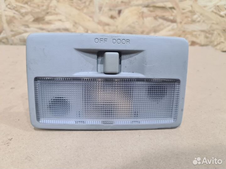 Плафон освещения салона задний Mazda CX7