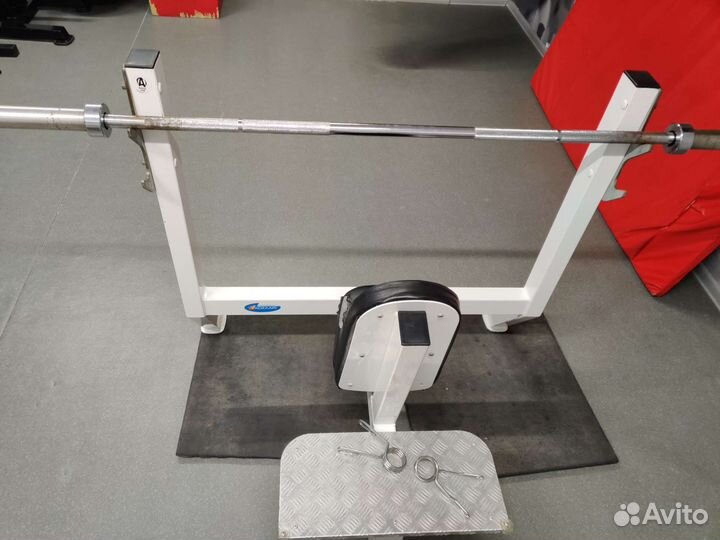 Стойка для жима штанги