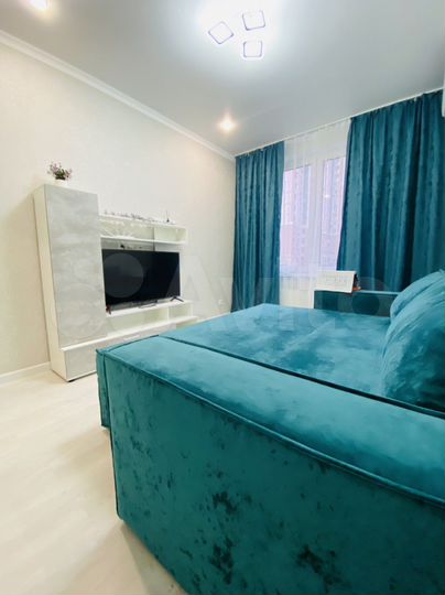 2-к. квартира, 45 м², 1/20 эт.